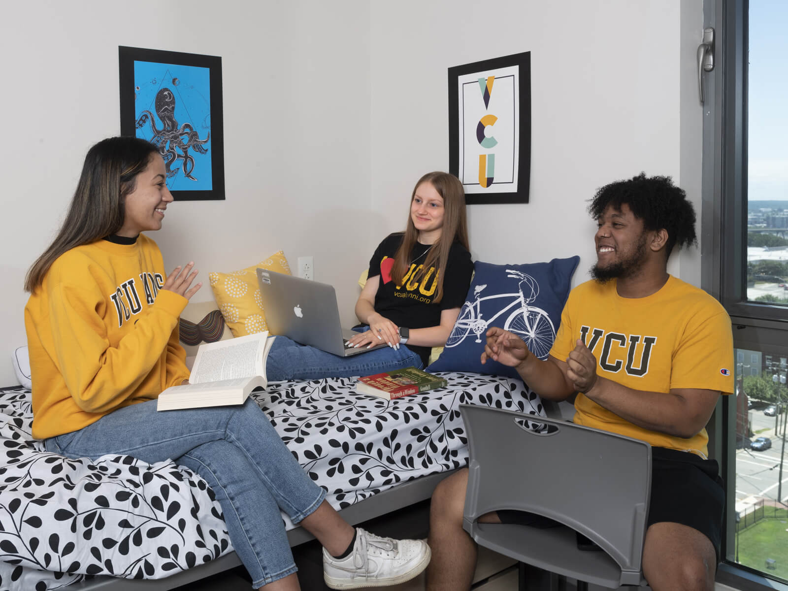 Students in a VCU dorm room